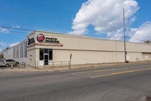 Guide to Muffler Man on Corunna Road, Flint! Tips & History Safem Fabrication - Precision Engineering & Custom Manufacturing Solutions Guide to Muffler Man on Corunna Road, Flint! Tips & History | Safem Fabrication - Precision Engineering & Custom Manufacturing Solutions