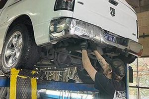 Franklin TN Muffler Shop: Exhaust Experts & More! Best Mufflers for Cars & Trucks | Performance, Sound & Durability Upgrades Franklin TN Muffler Shop: Exhaust Experts & More! | Best Mufflers for Cars & Trucks | Performance, Sound & Durability Upgrades